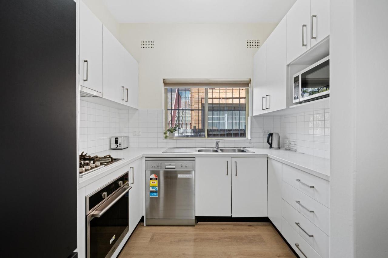 Burwood City Newly Renovated 2 Bed 2 Bath Free Private Parking Big Apt Sydney Eksteriør bilde