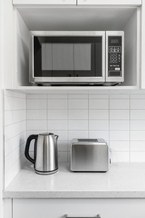 Burwood City Newly Renovated 2 Bed 2 Bath Free Private Parking Big Apt Sydney Eksteriør bilde